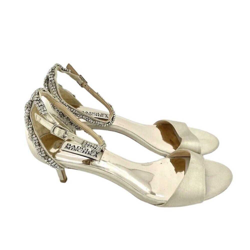 Badgley Mischka Yareli Beige Satin Kitten Heel Rhinestone Sandals SZ 7.5 - Picture 12 of 12